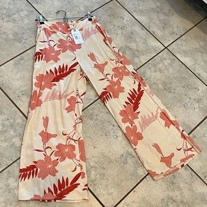 Roxy Midnight Avenue pants. NWT.